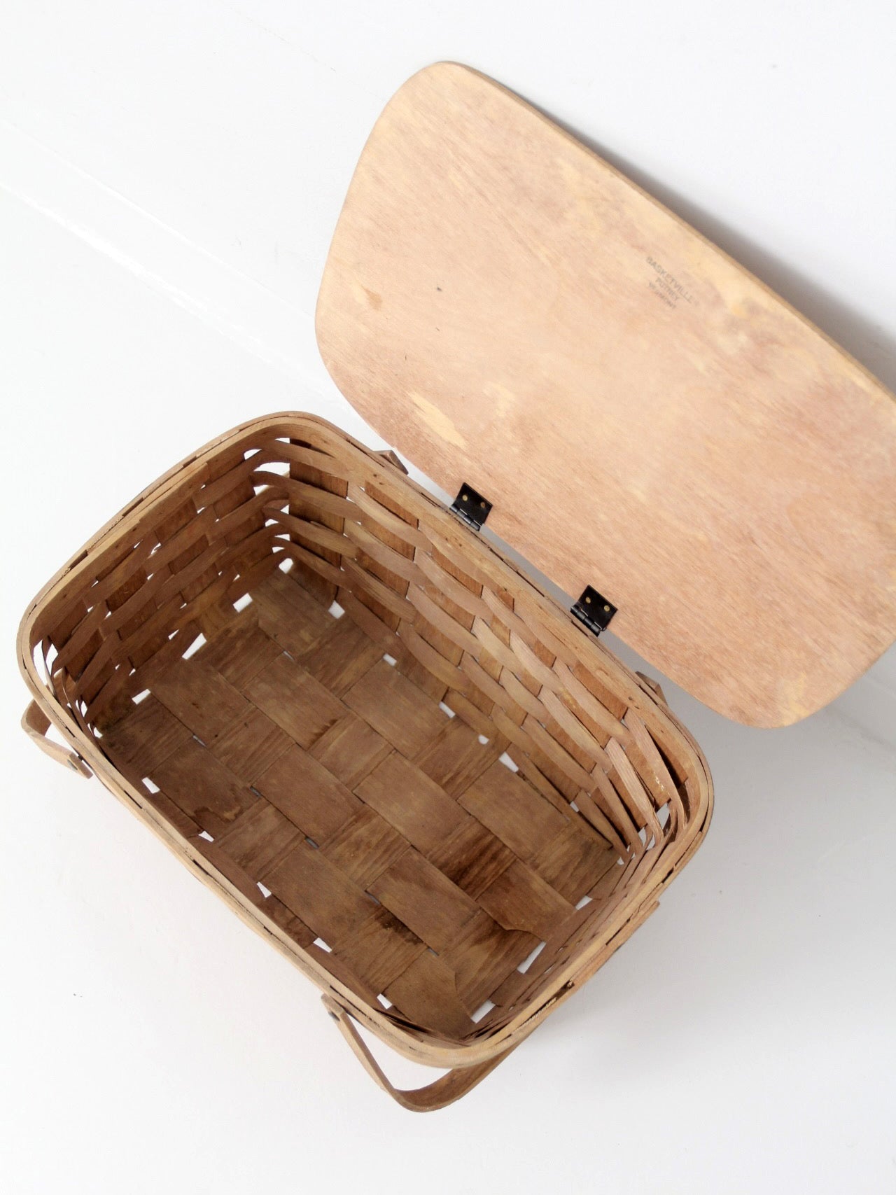 vintage Basketville picnic basket