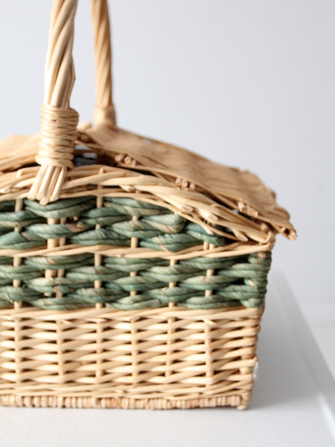 vintage wicker picnic basket – 86 Vintage