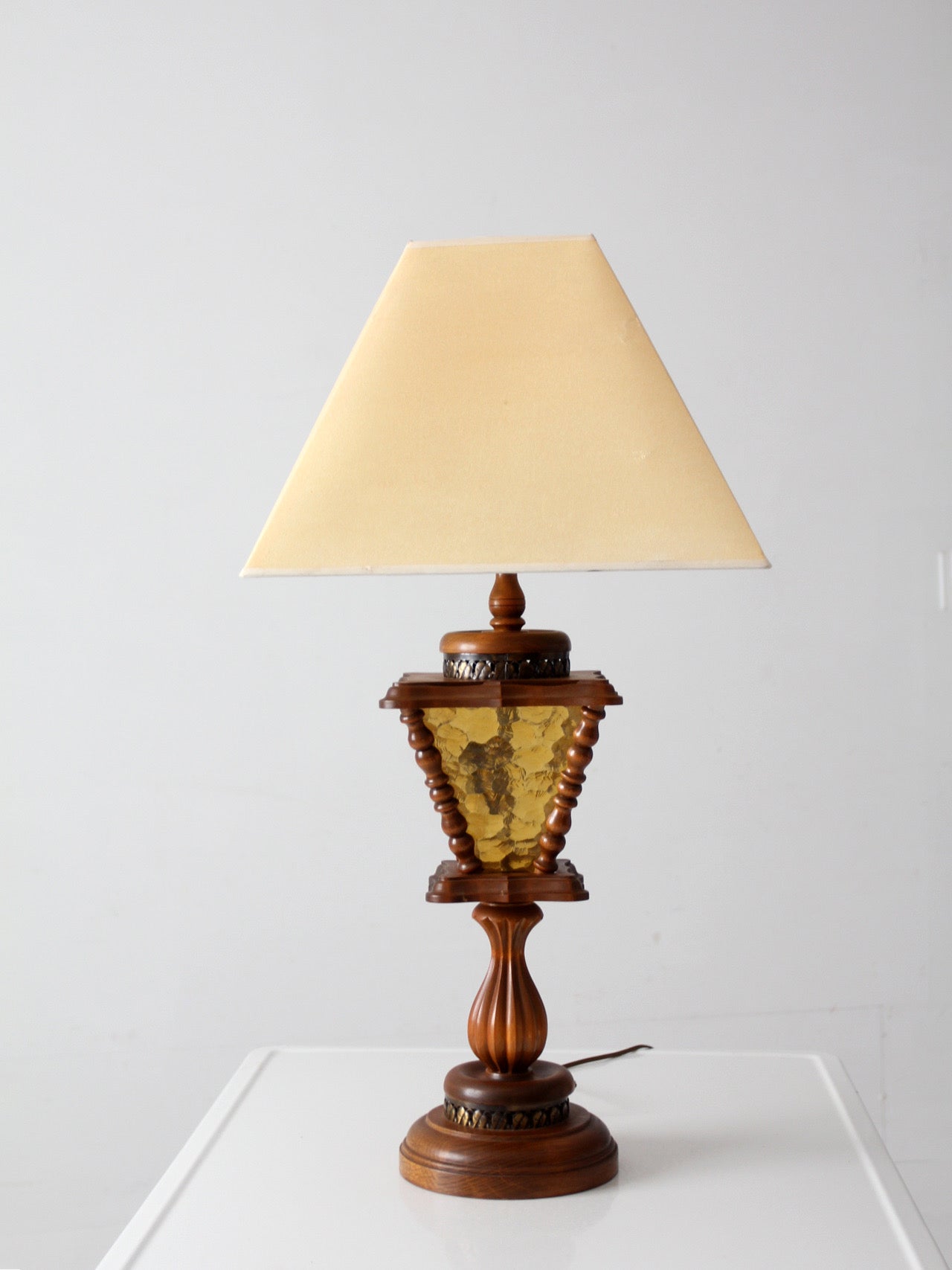 vintage Mediterranean Revival amber glass table lamp