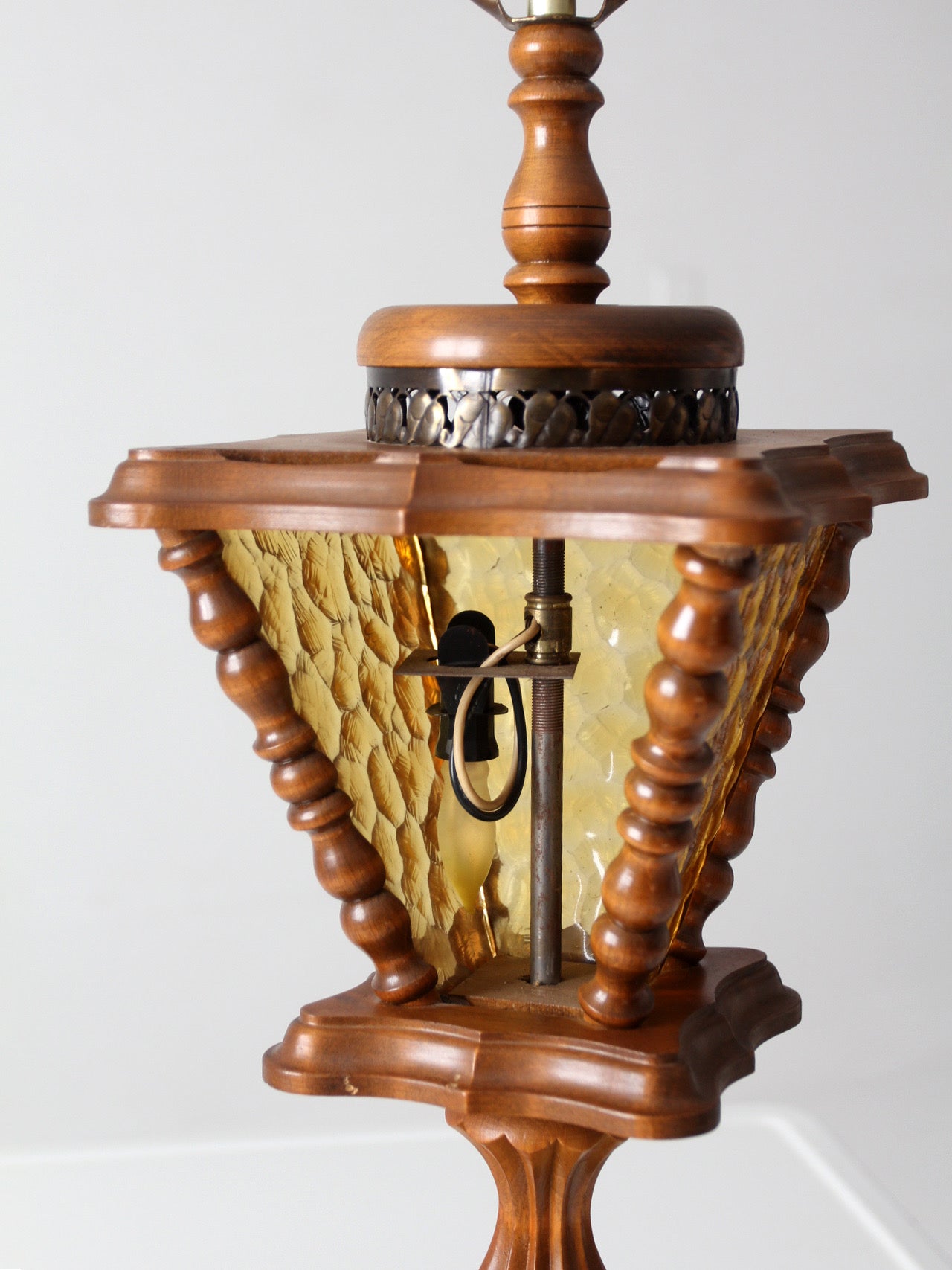 vintage Mediterranean Revival amber glass table lamp