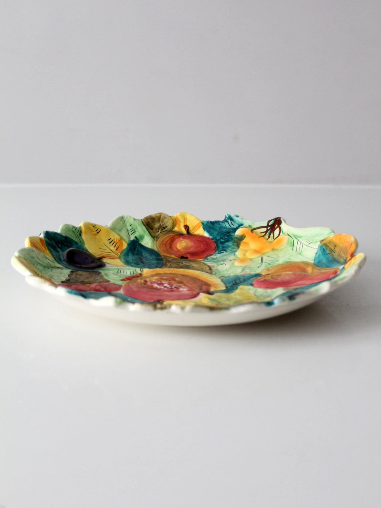 vintage Italian majolica fruit plate