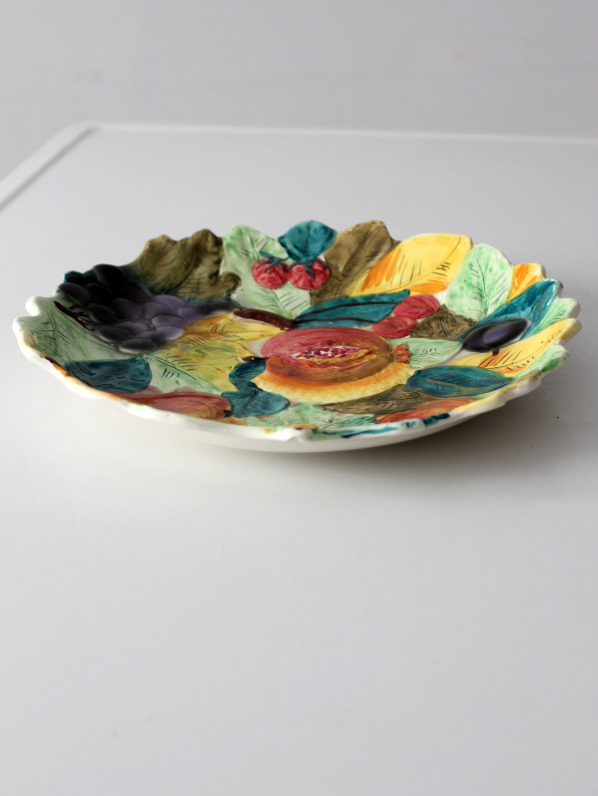 vintage Italian majolica fruit plate