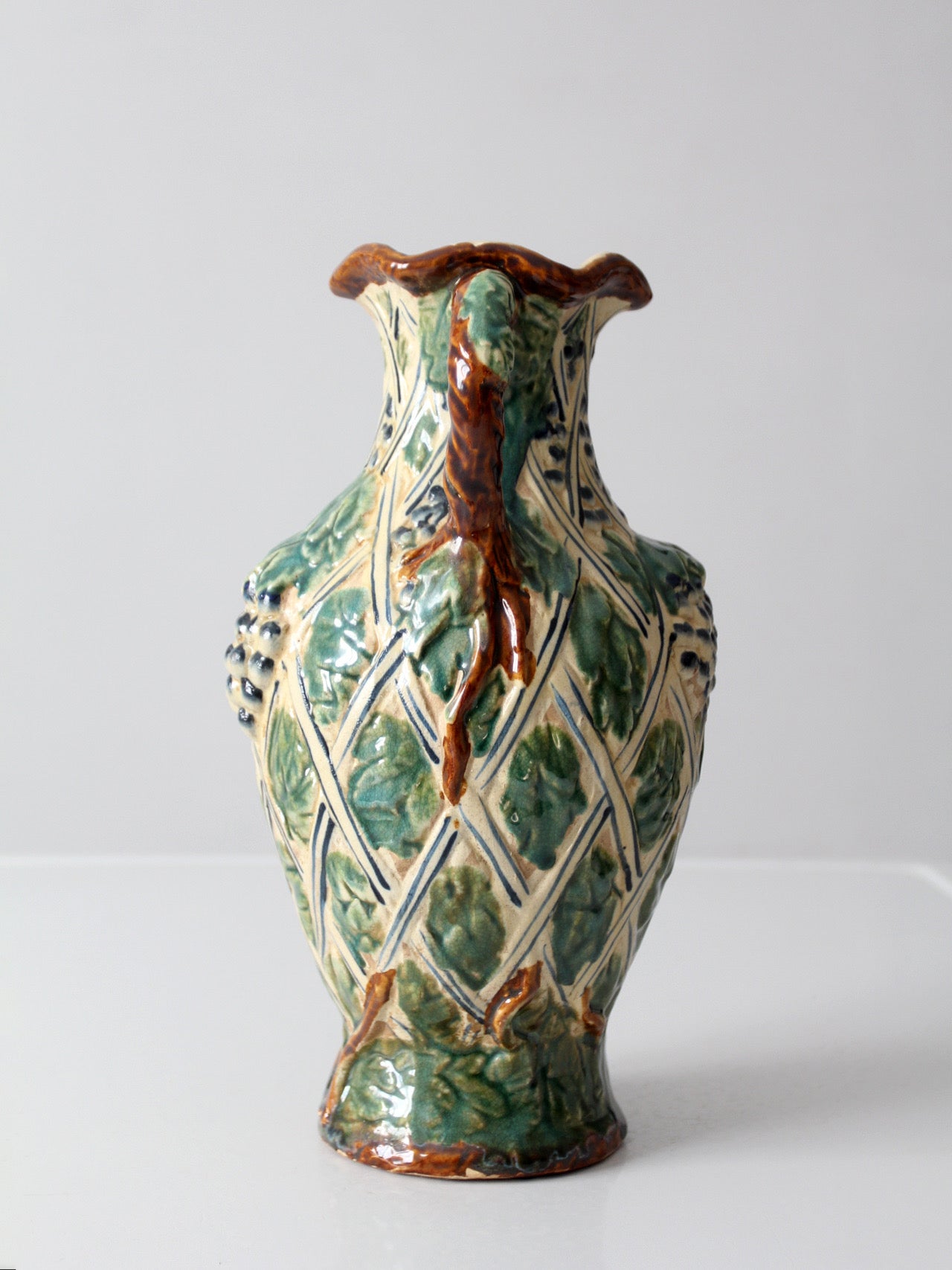 vintage majolica grapevine vase