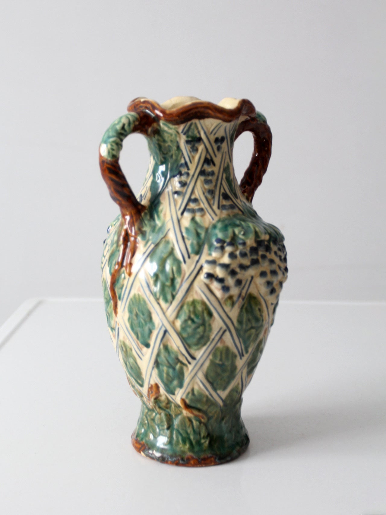 vintage majolica grapevine vase