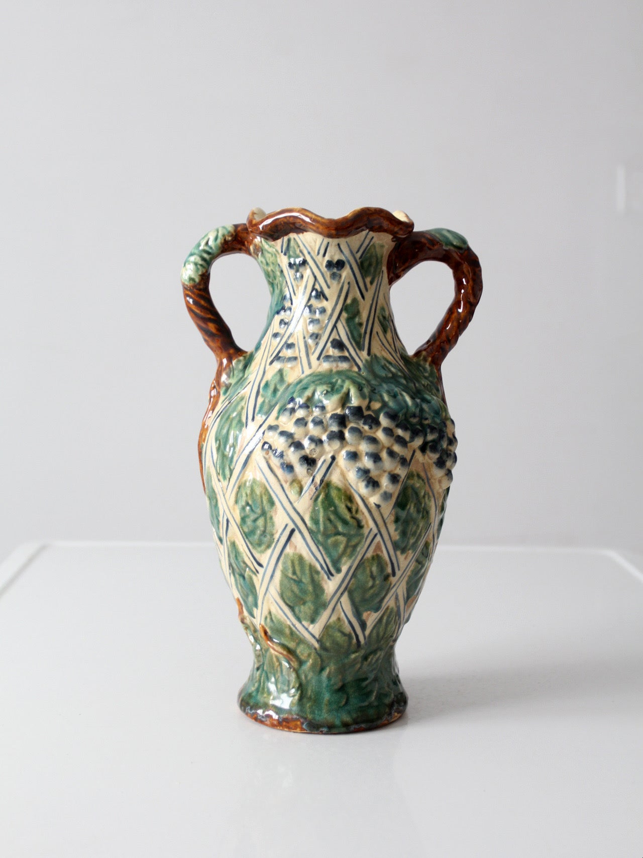 vintage majolica grapevine vase
