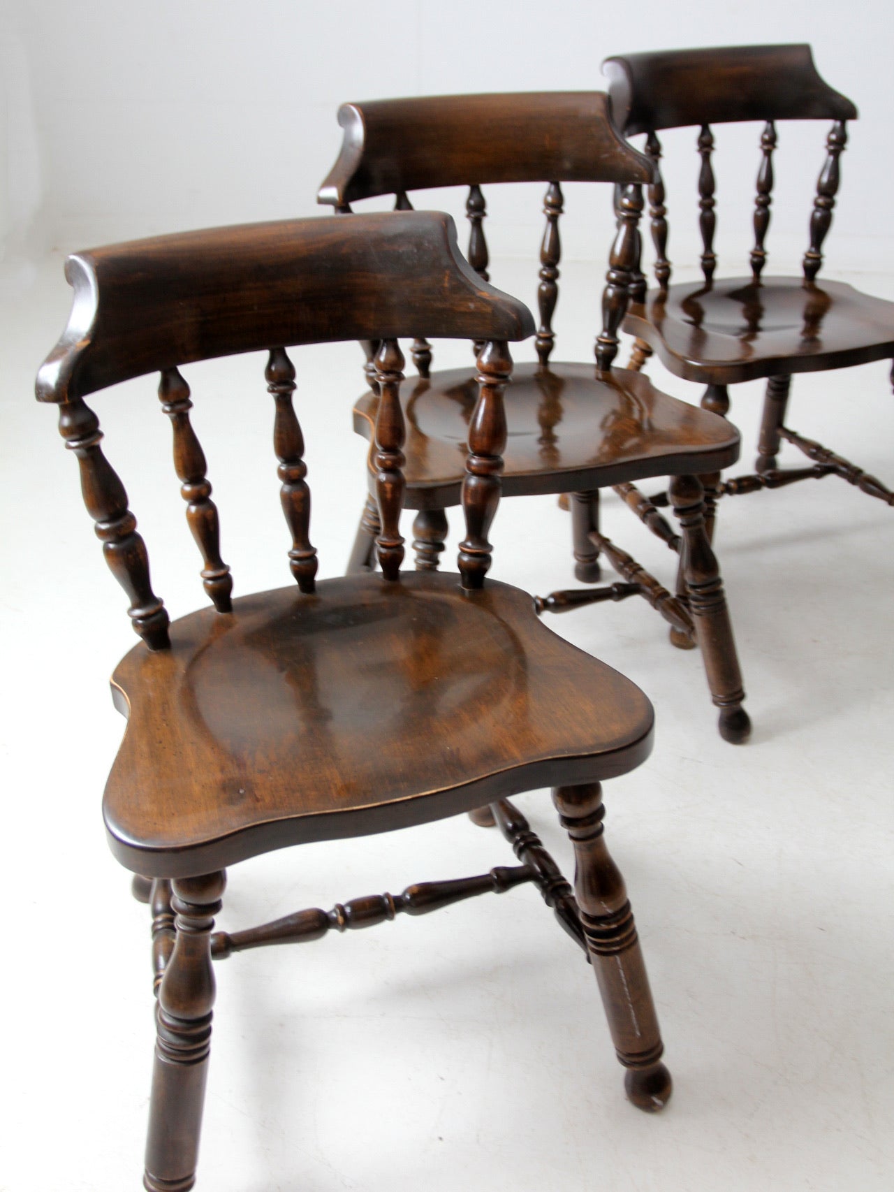 vintage Colonial Revival dining chairs set of 6