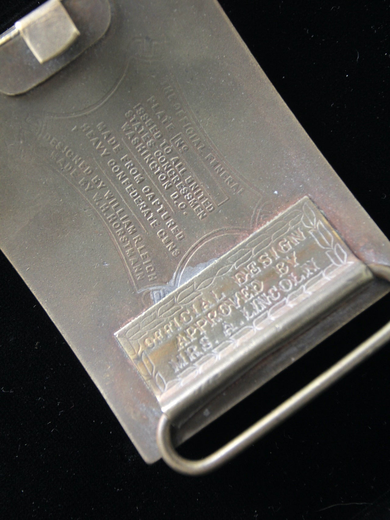 vintage 1970s belt buckles with Americana logos