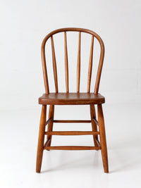 vintage Windsor spindle back chair