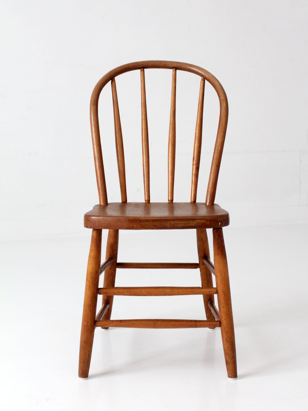 vintage Windsor spindle back chair