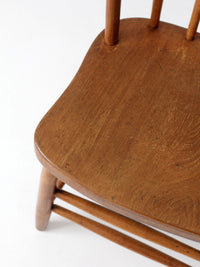 vintage Windsor spindle back chair