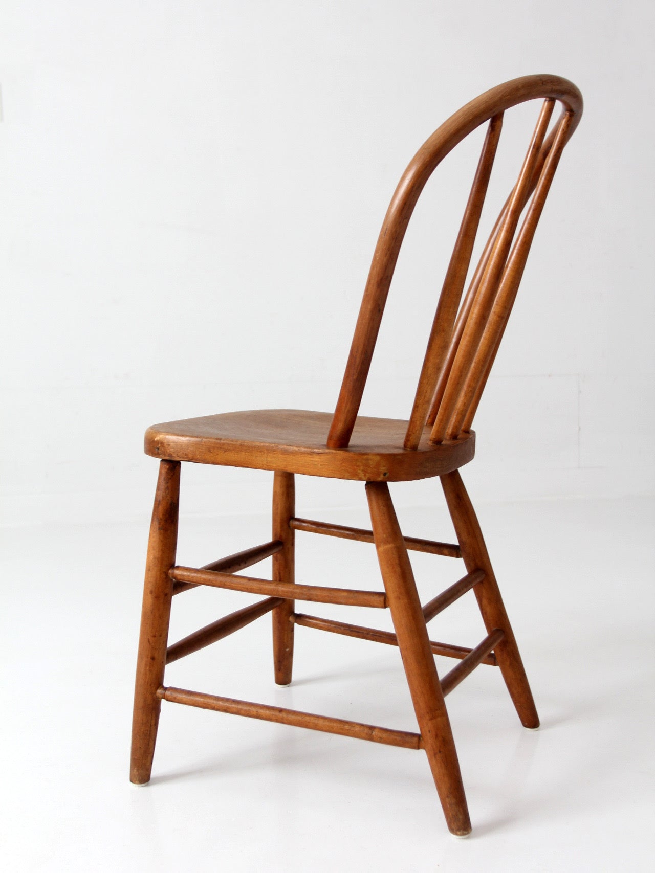 vintage Windsor spindle back chair