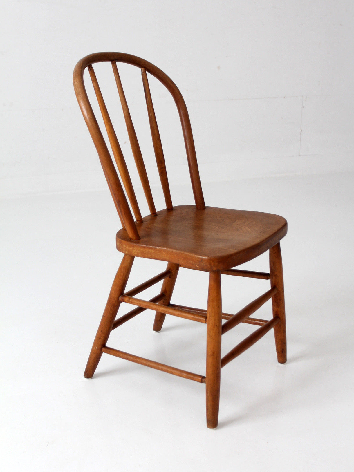 vintage Windsor spindle back chair