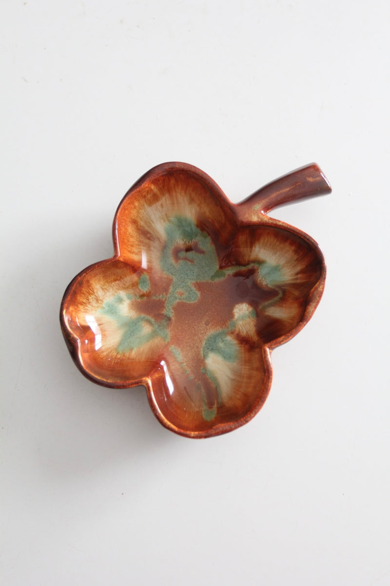 vintage Dryden Ozark Frontier leaf bowl