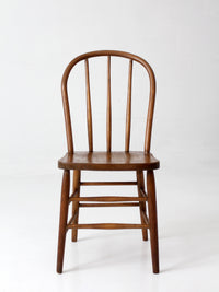 vintage Windsor style bow back dining chair