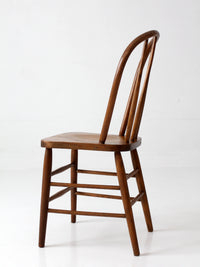 vintage Windsor style bow back dining chair