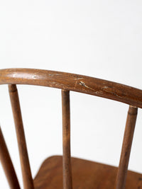vintage Windsor style bow back dining chair