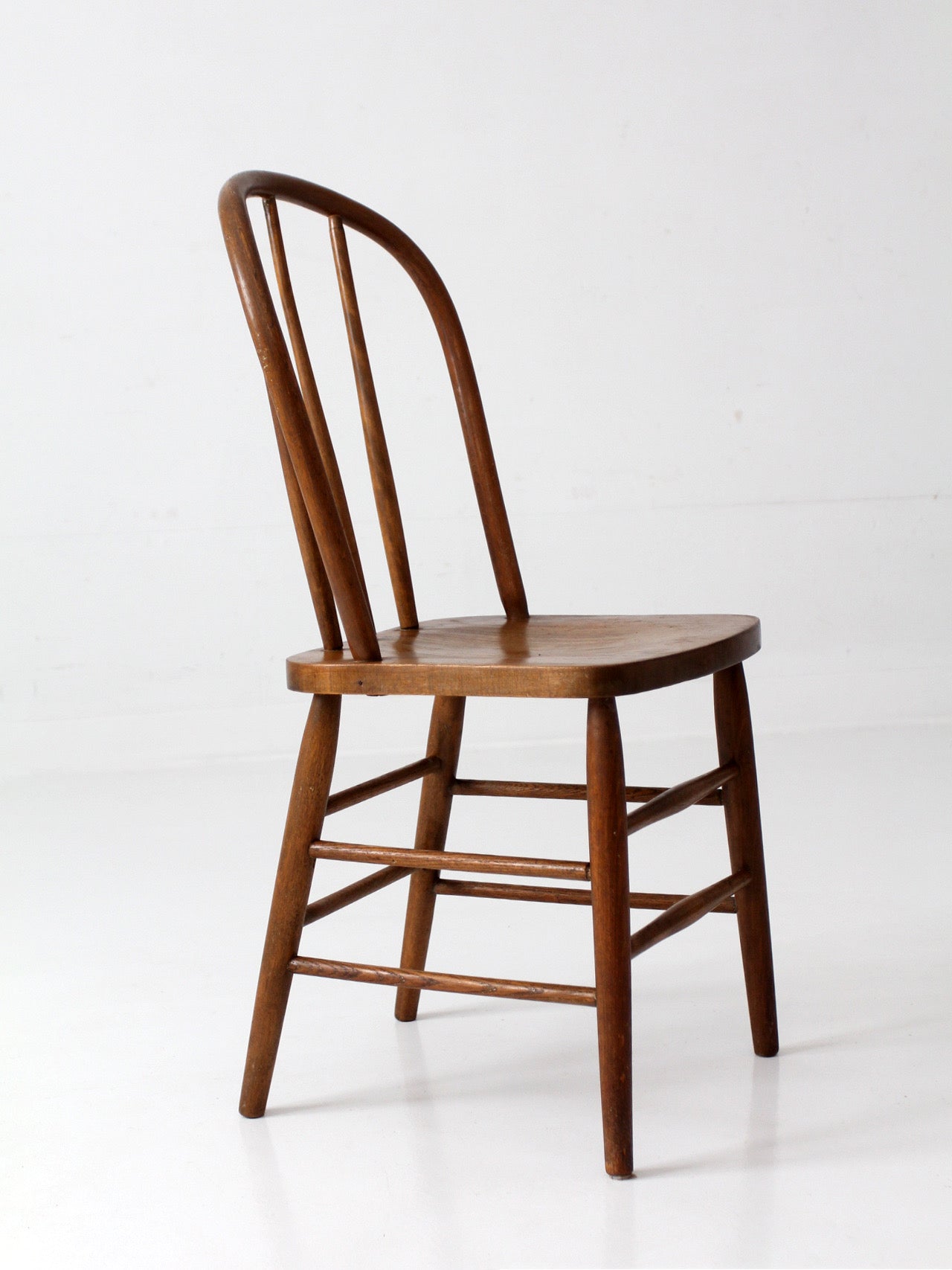vintage Windsor style bow back dining chair