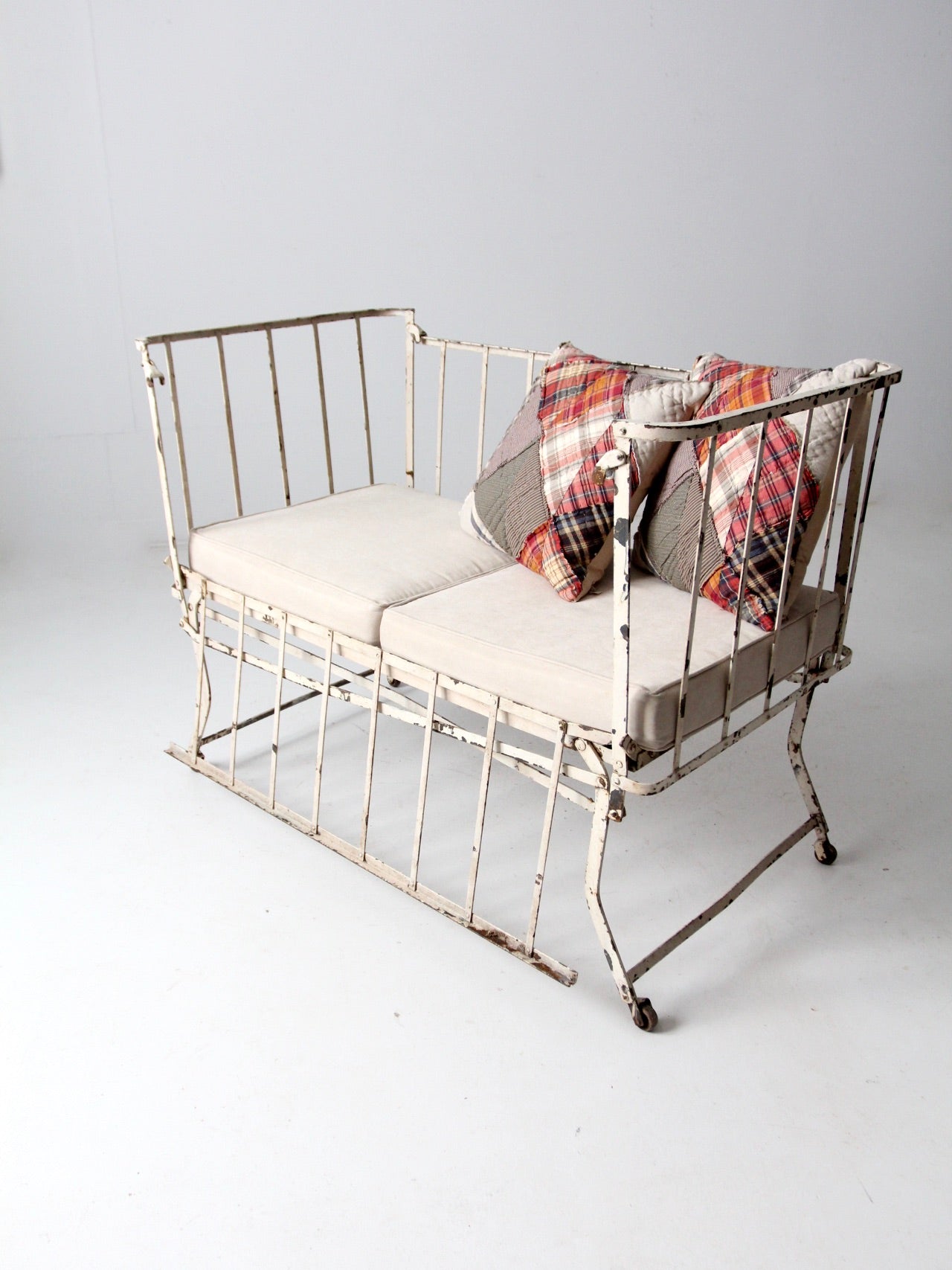 vintage iron daybed 86 Vintage