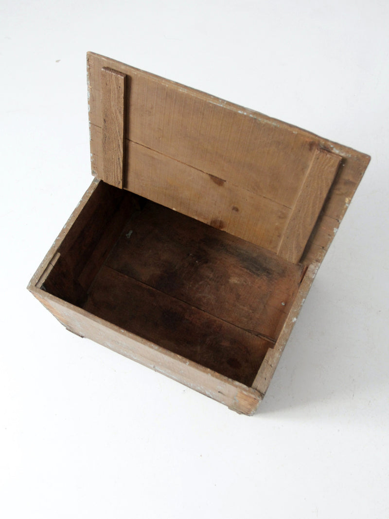 vintage rustic wooden storage box – 86 Vintage