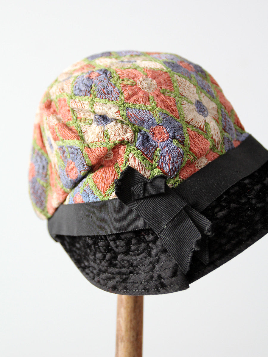 1920s embroidered cloche hat