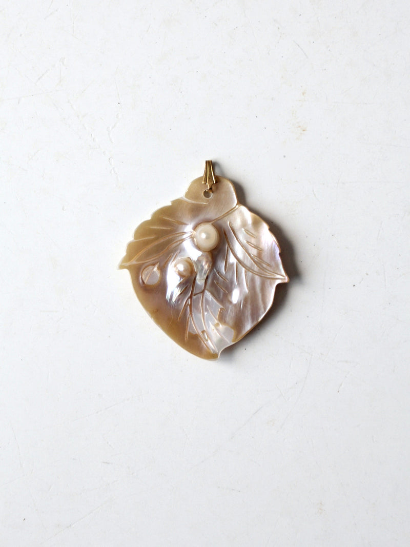 vintage mother of pearl pendant