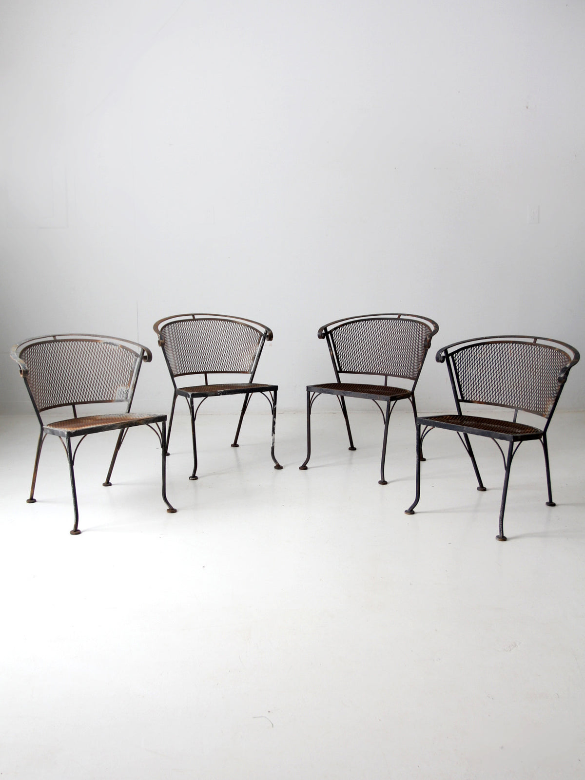 mid-century iron patio chairs set/4