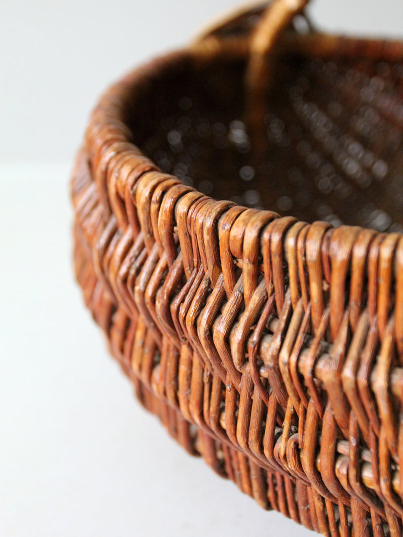 vintage harvest buttocks basket