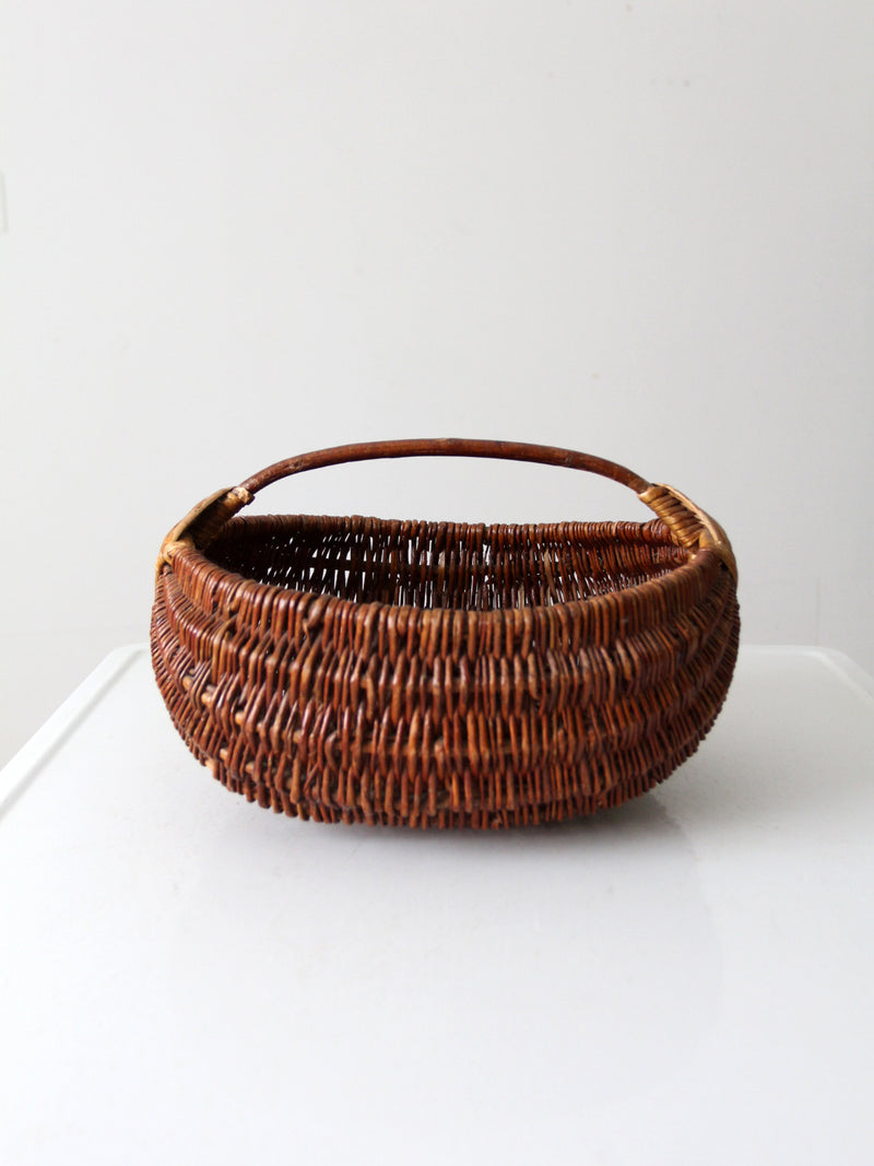 vintage harvest buttocks basket