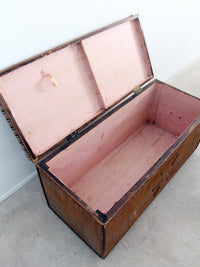 vintage woven trunk bench