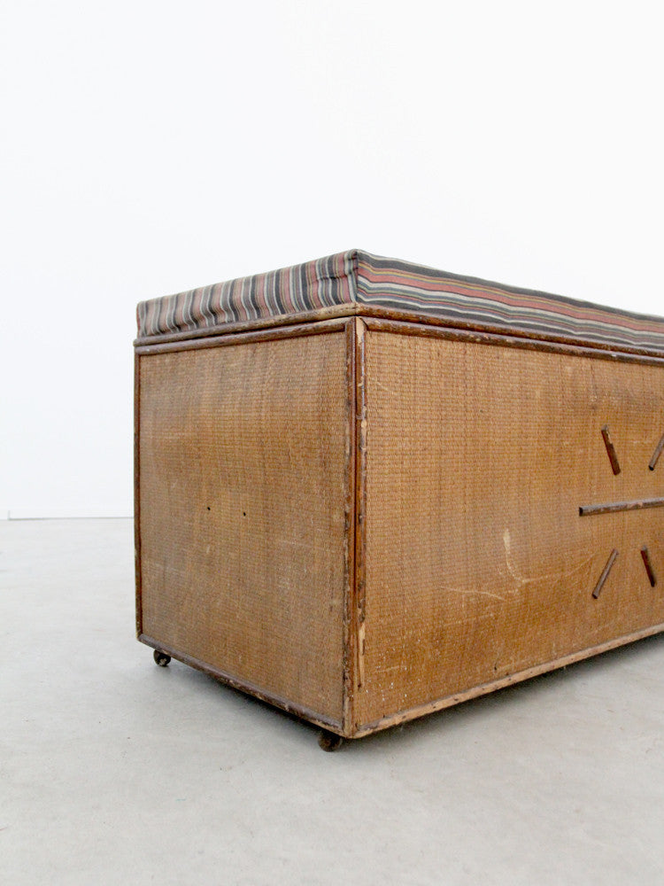 vintage 30s trunk