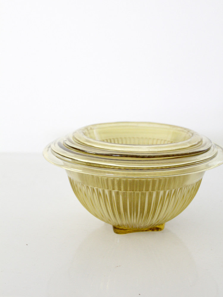 depression glass amber bowls