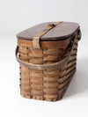 antique Hawkeye Basket insulated picnic basket