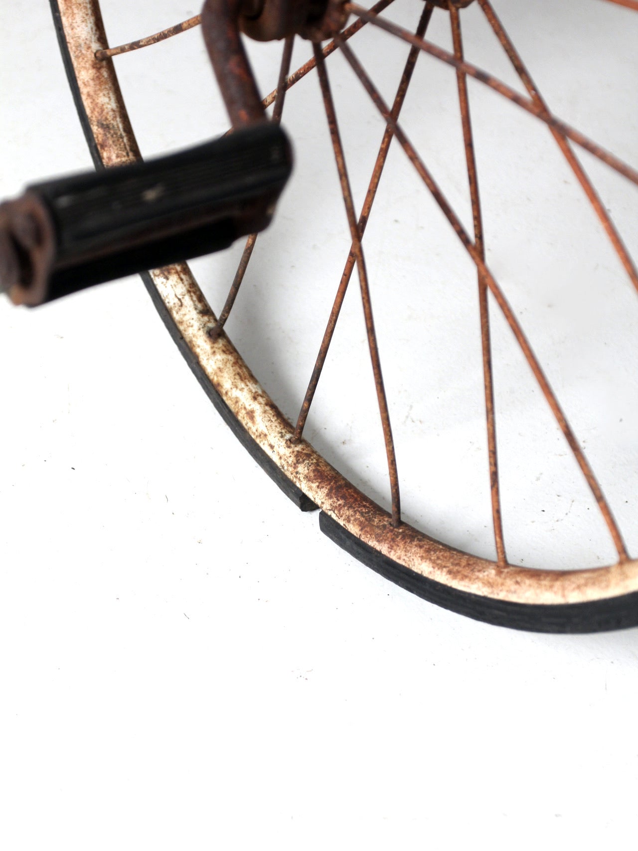 antique decorative tricycle – 86 Vintage