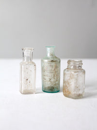antique apothecary bottles set/3