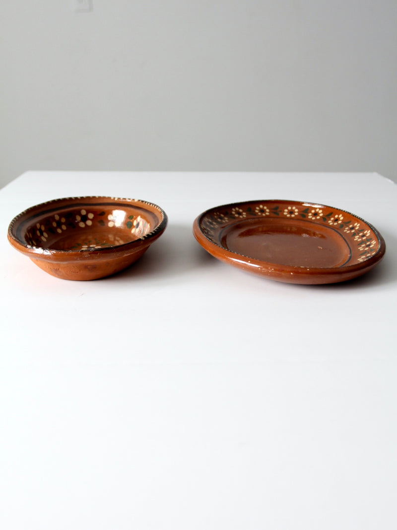 vintage Mexican pottery serving dishes pair