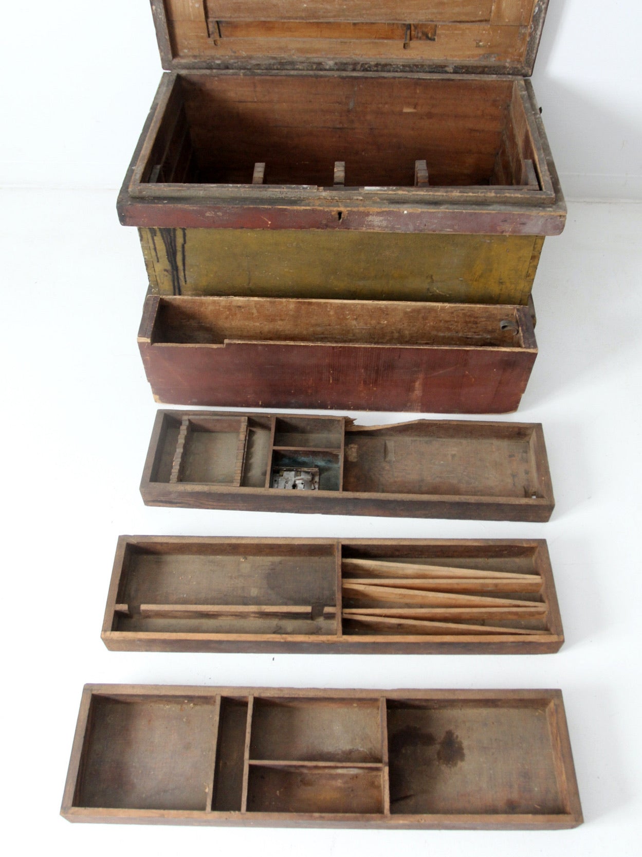 Antique HOMEMADE SAW TOOL BOX Carpenter's Chest + BONUS YALE PADLOCK O –  Get A Grip & More
