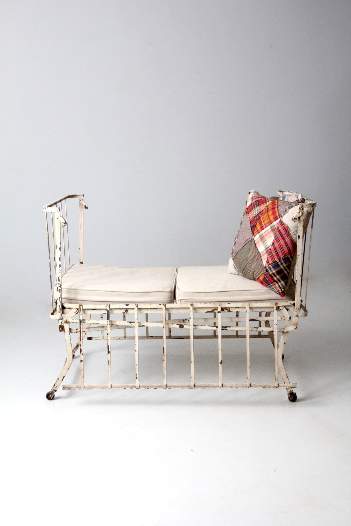 vintage iron daybed 86 Vintage