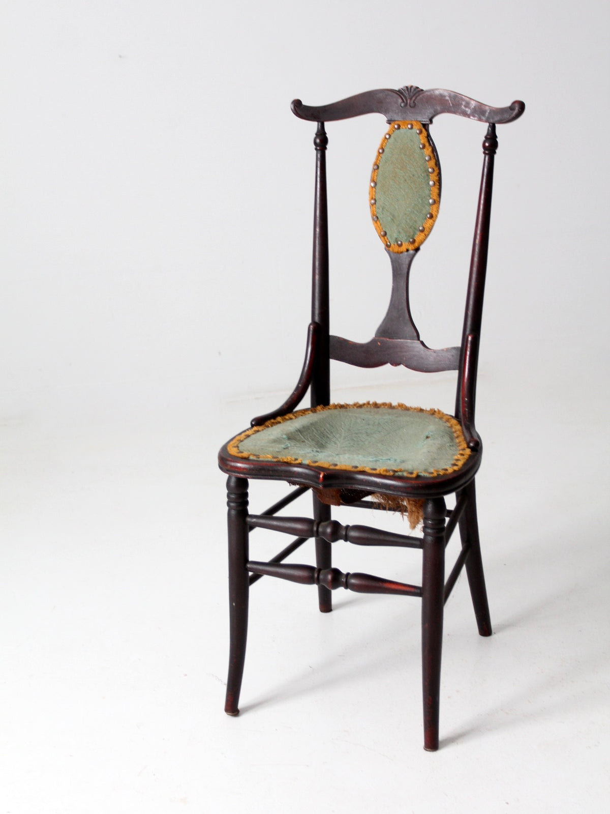 antique yoke back accent chair