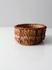 vintage woven basket bowl