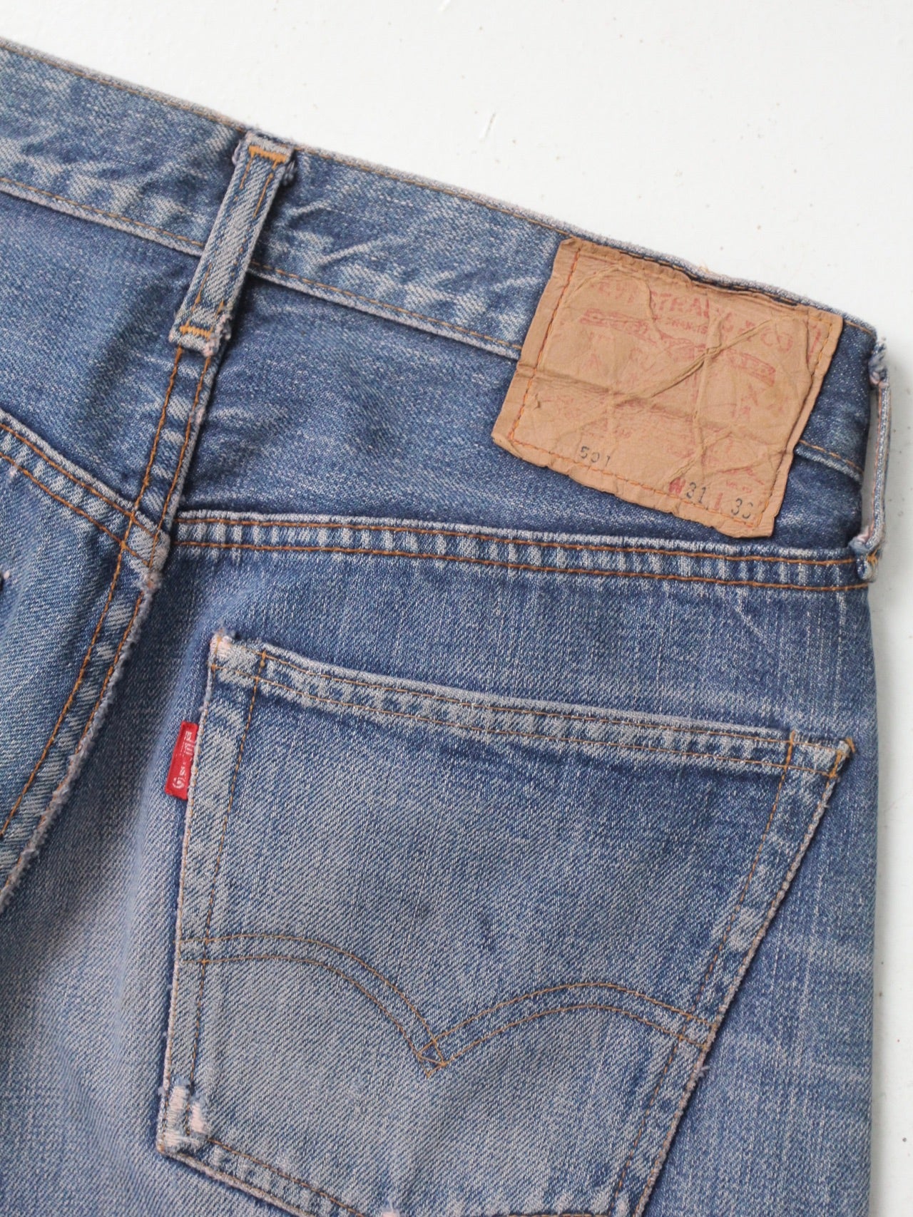 vintage patched Levi's 501 Big E jeans 29 x 29