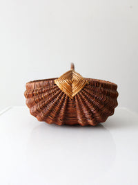 vintage harvest buttocks basket