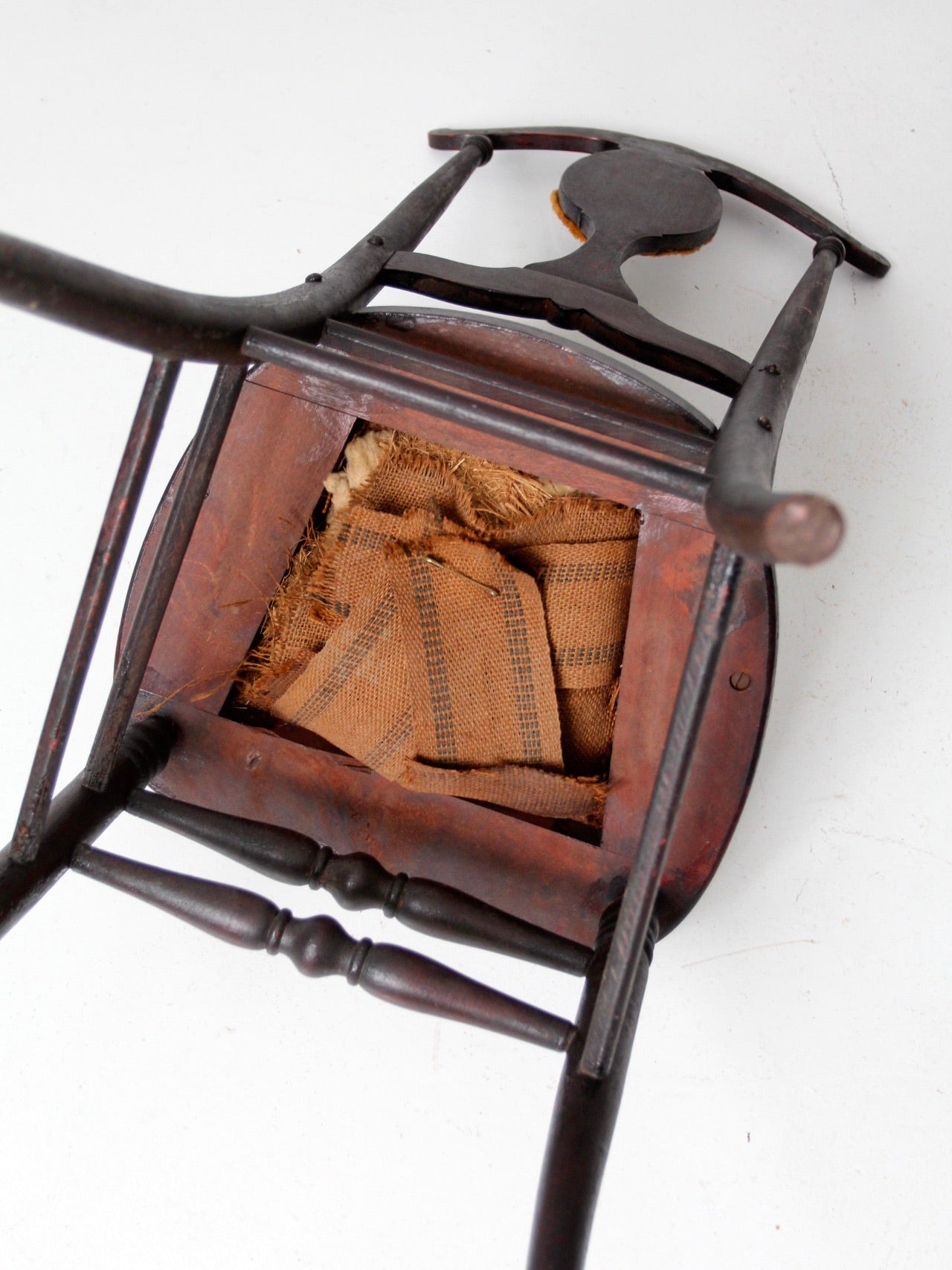 antique yoke back accent chair