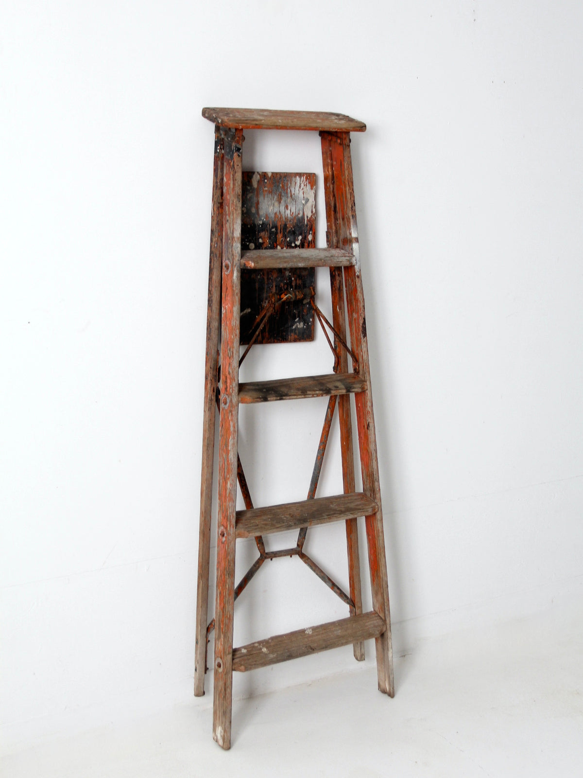 vintage rustic wooden ladder – 86 Vintage