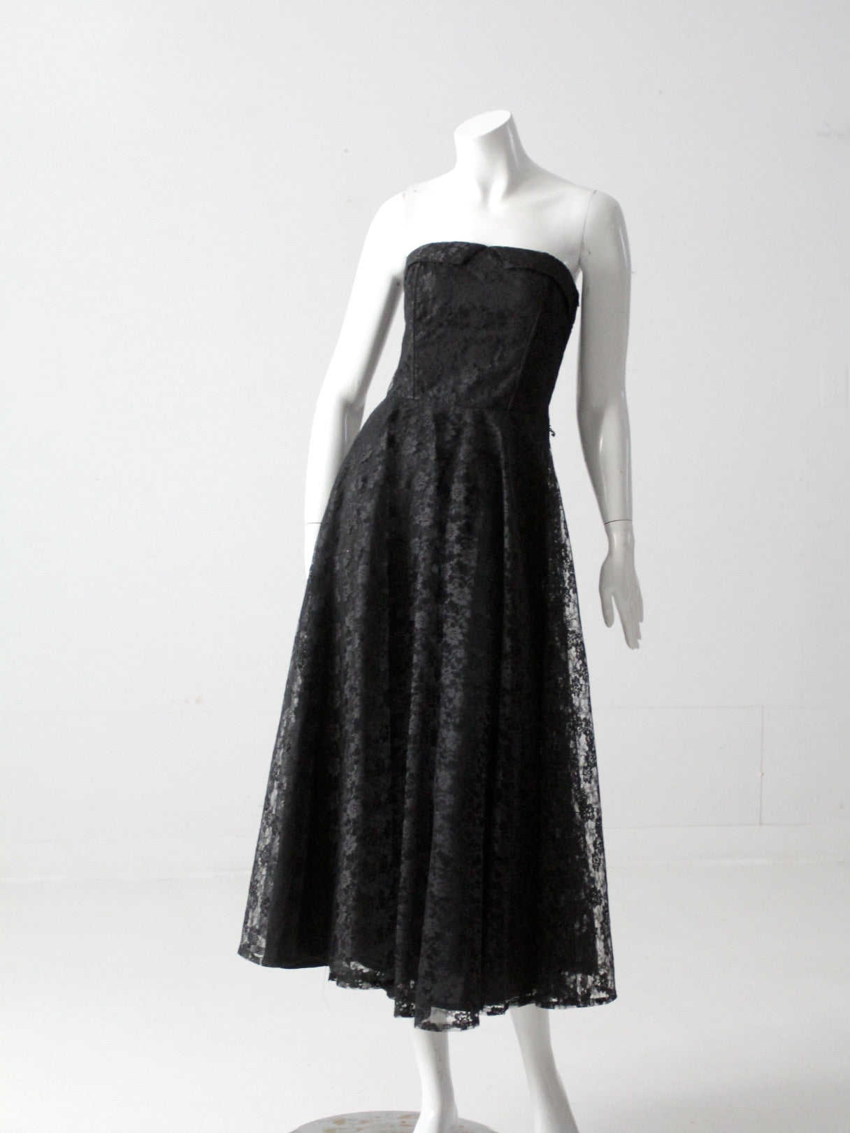 vintage 90s Black lace strapless dress vintage 90s Black lace strapless dress
