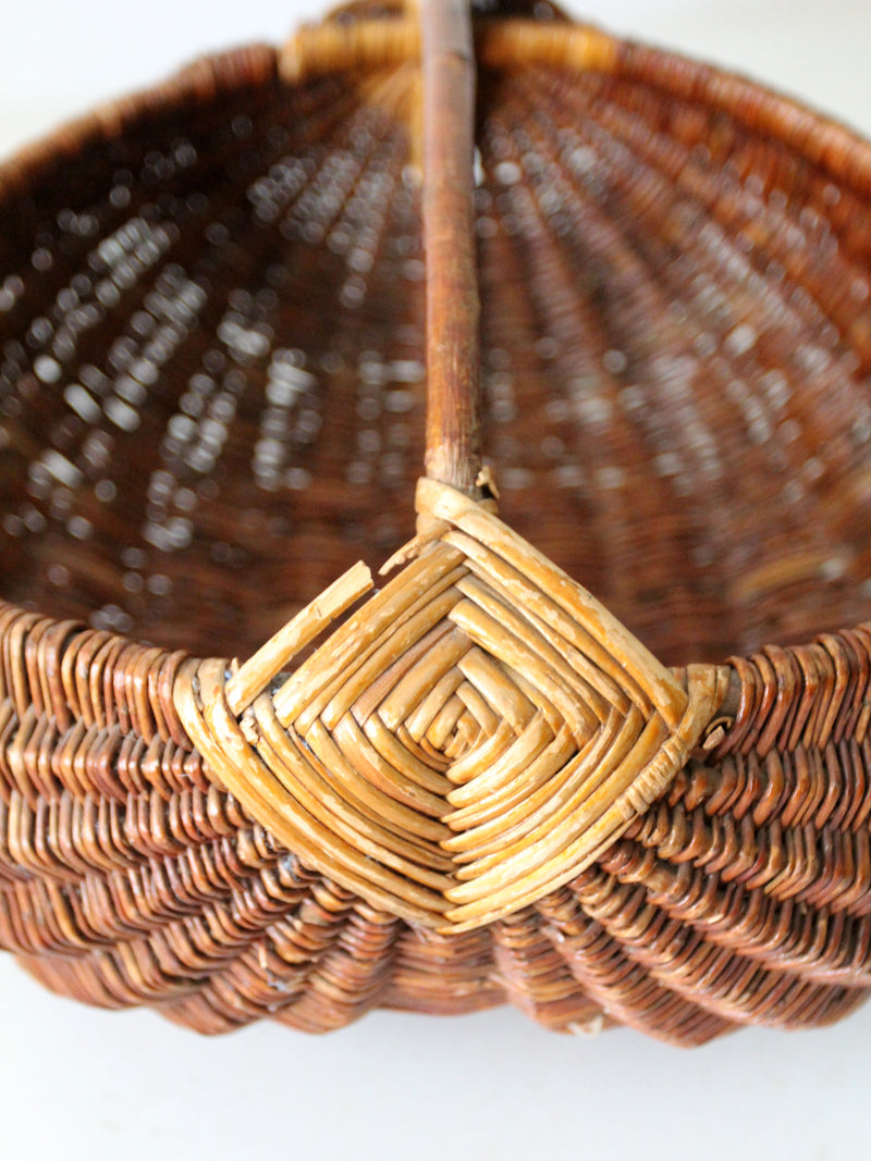 vintage harvest buttocks basket