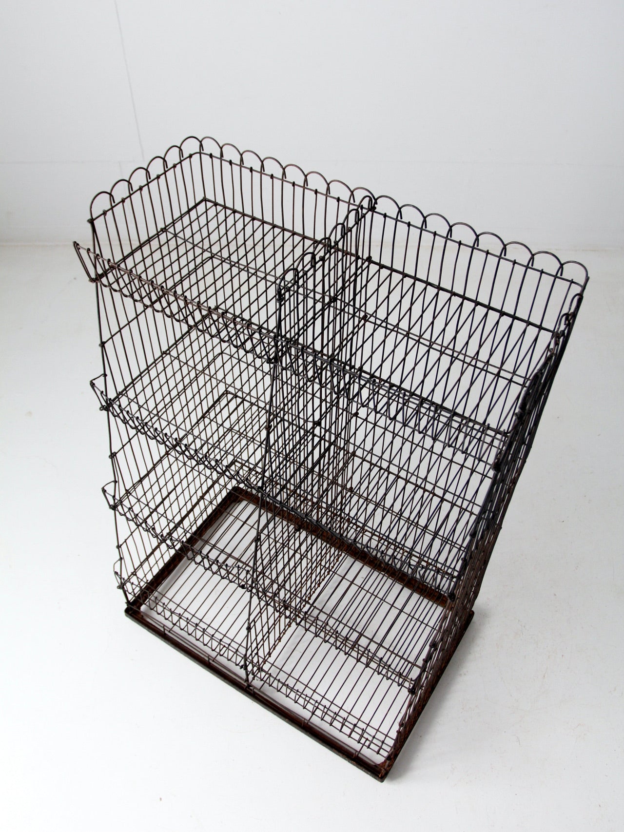 vintage wire display rack – 86 Vintage