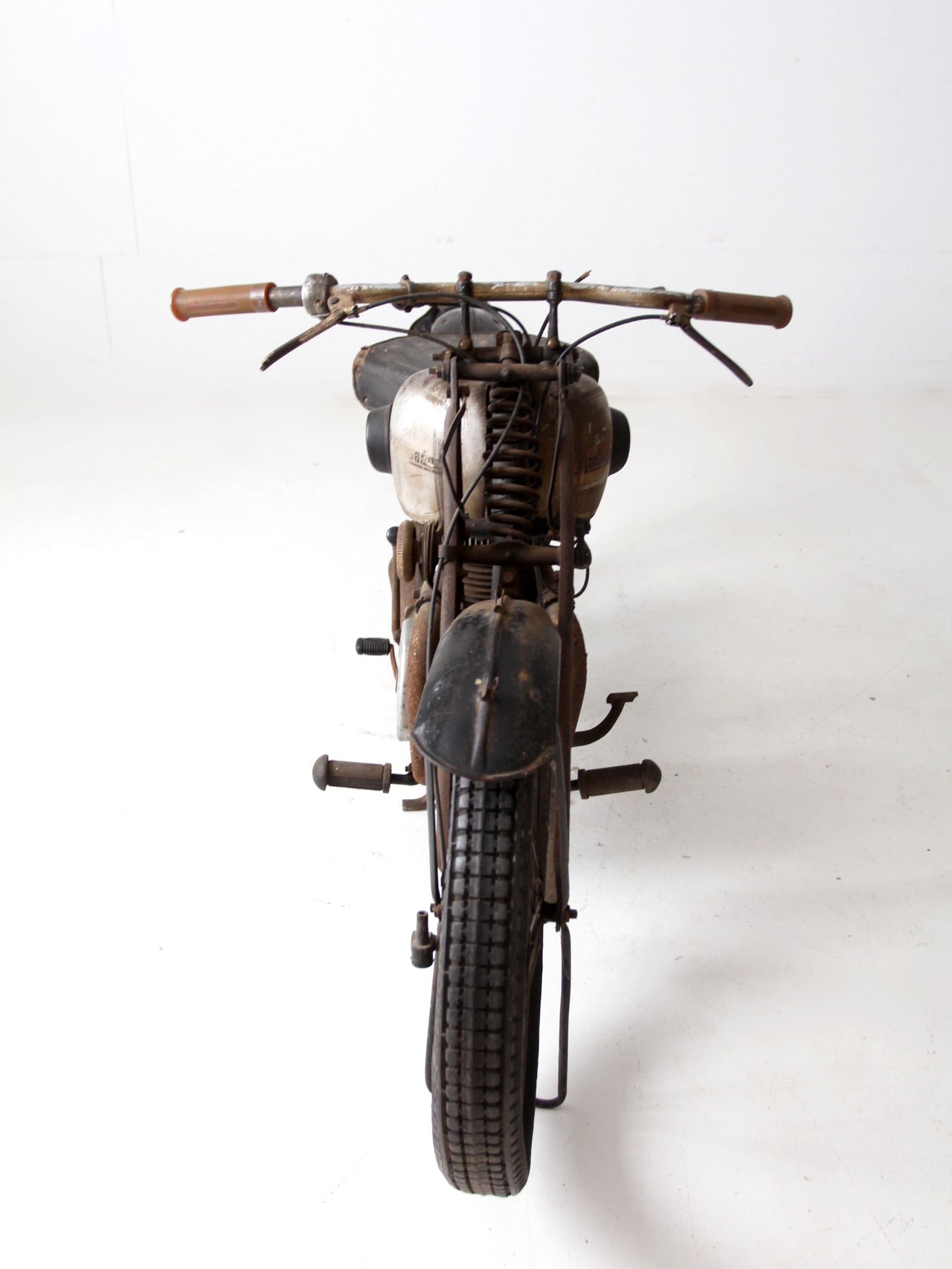 Ambassador Motorcycle – 86 Vintage