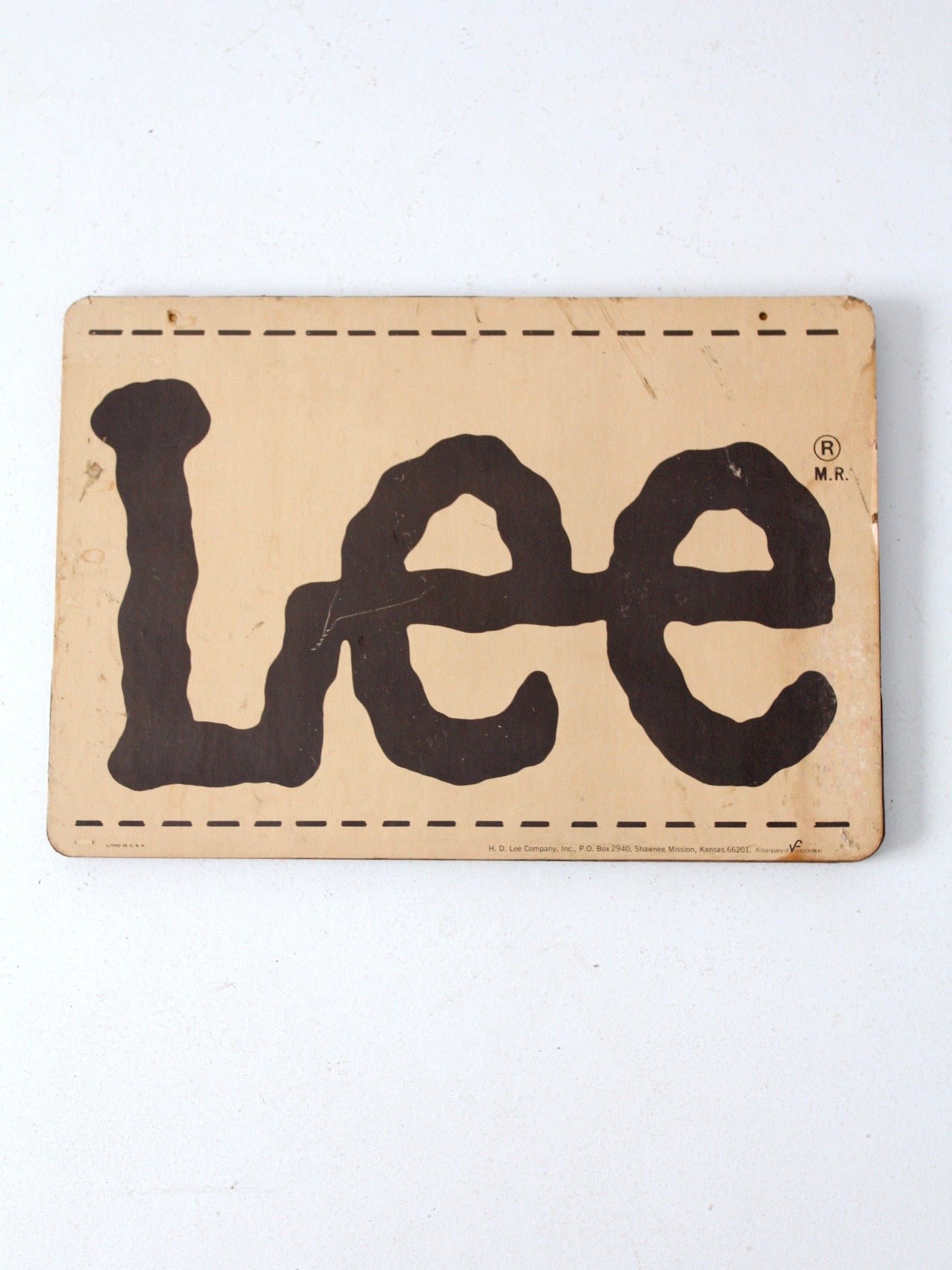 vintage Lee sign – 86 Vintage