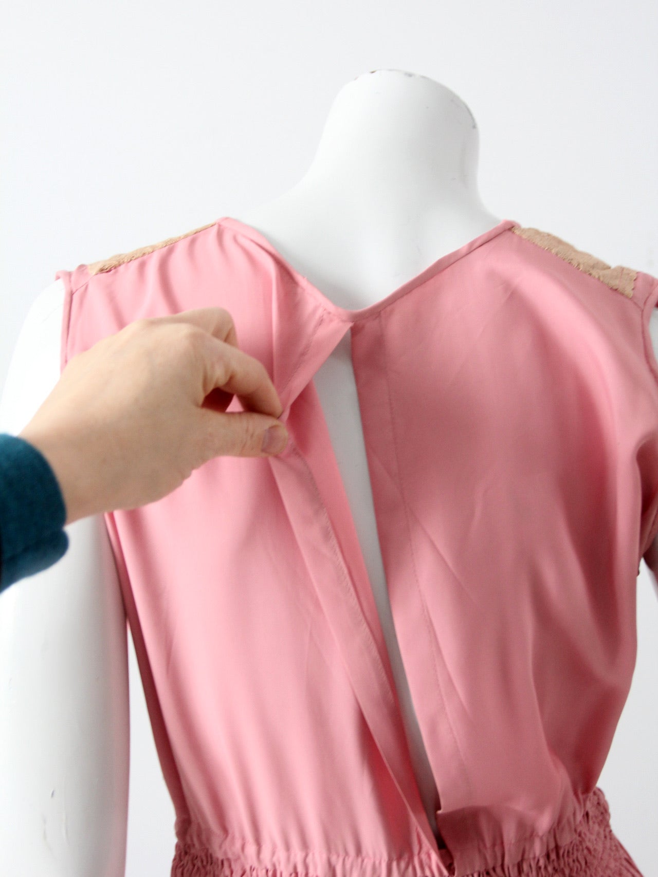 vintage 1970s pink lace bodice dress – 86 Vintage