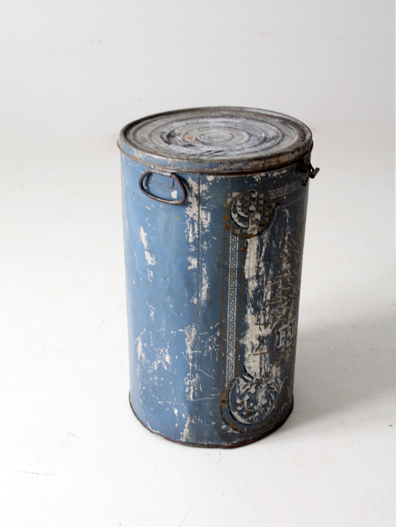 antique metal flour bin – 86 Vintage